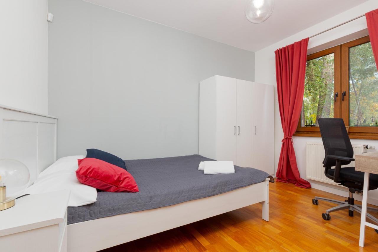Holiday House Cinema Experience Warsaw Michalowice By Renters Villa Bagian luar foto