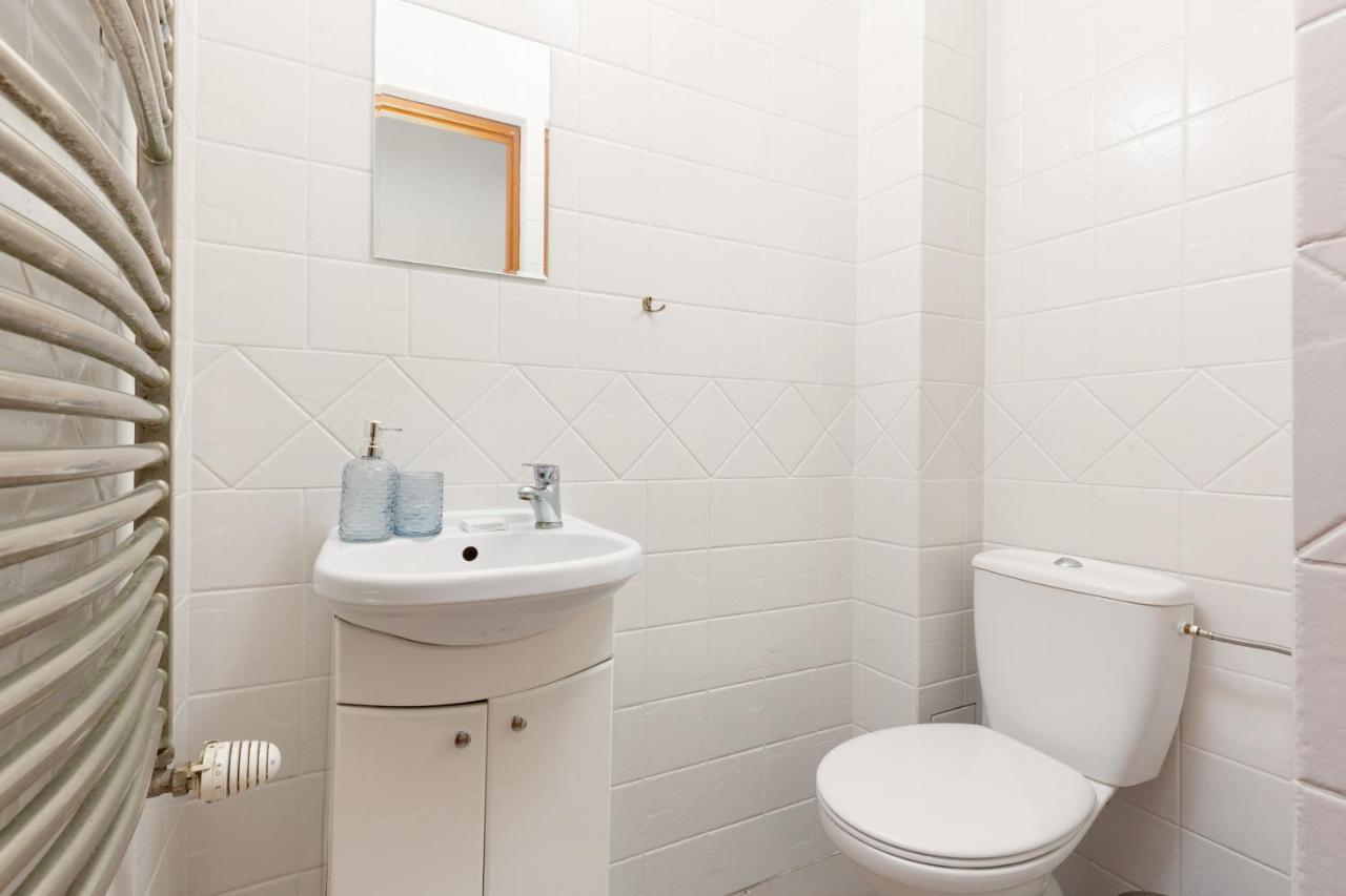 Holiday House Cinema Experience Warsaw Michalowice By Renters Villa Bagian luar foto