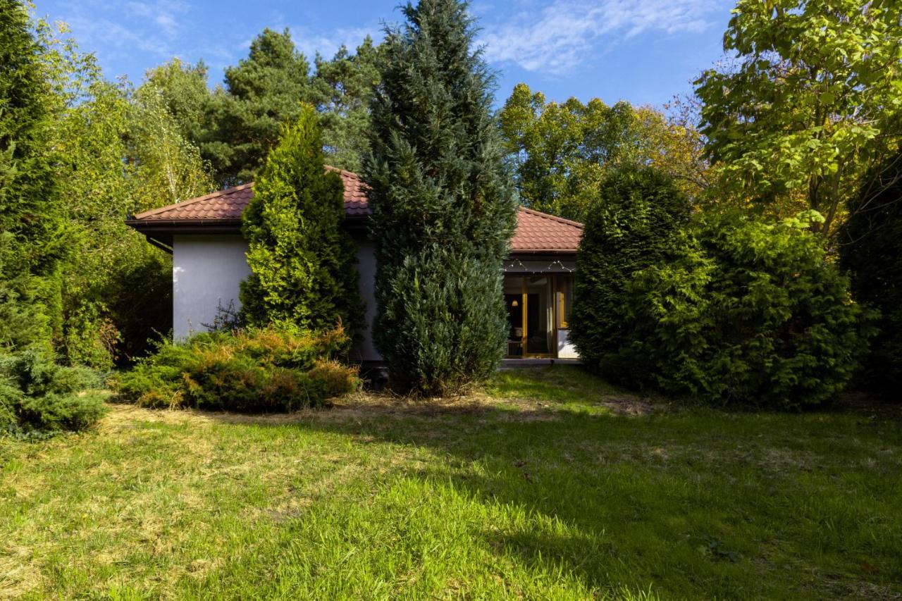 Holiday House Cinema Experience Warsaw Michalowice By Renters Villa Bagian luar foto